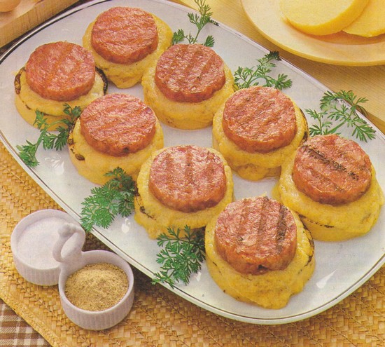 saucisson-sur-canapes.jpg