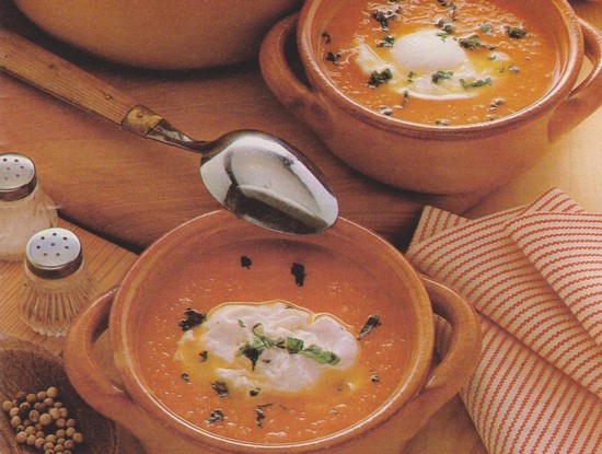 Soupe aux œufs pochés